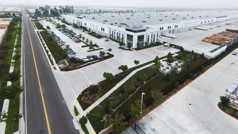 VF Ontario Distribution Center (Photo: Business Wire)