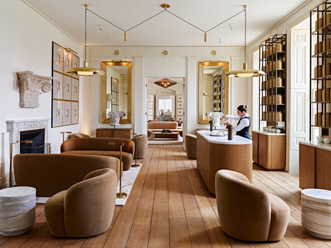 THE TEA SALON AT RH ENGLAND, THE GALLERY AT THE HISTORIC AYNHO PARK (Photo: Business Wire)