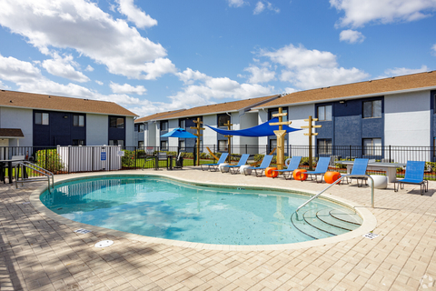 Blue Roc Premier Properties expands in Florida with management control of three apartment properties, including the 227-unit Topaz Village in Melbourne. (Photo: Business Wire)