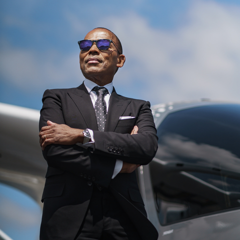 original Archer Chief Safety Officer, Billy Nolen, standing in front of Archer’s Midnight aircraft at the company’s flight test facility in Salinas, CA. (Photo: Business Wire)
