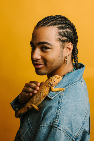 Multi-Platinum Music Artist 24kGoldn’s Bearded Dragon “Puff” Named the First Official Rep-Resentative of Leading Reptile Care Brand, Zilla (Photo: Business Wire)