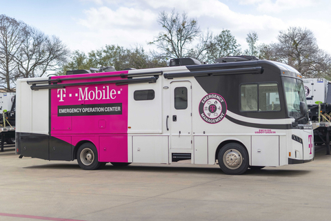 T-Mobile’s Emergency Operation Center (Photo: Business Wire)