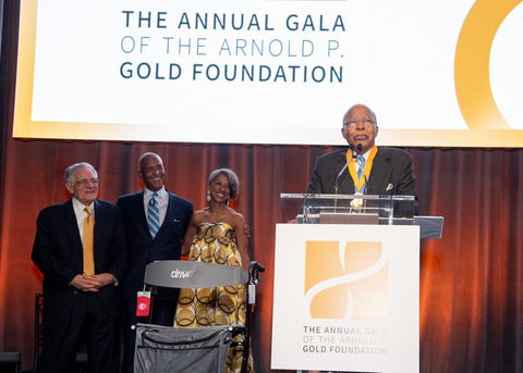 Dr. Louis W. Sullivan receives a 2023 National Humanism in Medicine Medal, awarded by The Arnold P. Gold Foundation (Photo: Business Wire)
