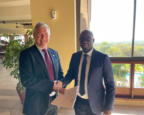 CTX and GEM CEO Wayne Sharpe with Victoria Falls Carbon Registry CEO Benjamin Chimutengo begin a new future for Carob in Africa (Photo: Business Wire)