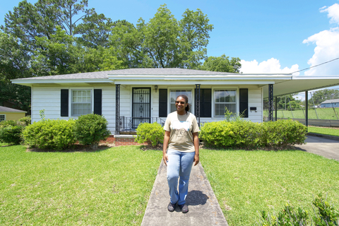 original The Federal Home Loan Bank of Dallas and Citizens National Bank provided $15,000 in down payment assistance to a Mississippi homebuyer. (Photo: Business Wire)