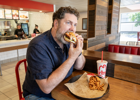 Arby's, renowned for its meat sandwiches, introduces this summer its first burger to the Canadian market - the Bacon Ranch Wagyu Blend Burger, available for a limited time as of July 17. Photo credit: Arby’s Canada, Jenna Muirhead.