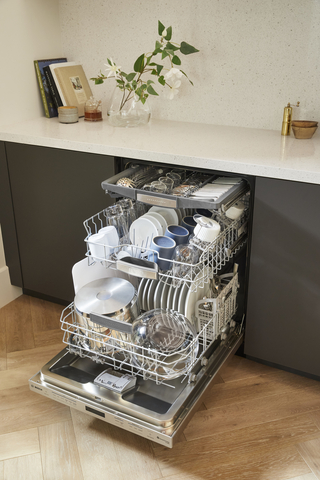 Next generation Bosch dishwasher series (Photo: Business Wire)