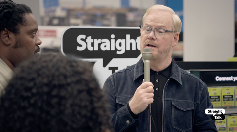 Actor/comedian Jim Gaffigan stars in new campaign for Straight Talk Wireless. (Photo: Business Wire)
