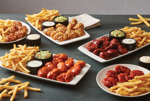 Now for a limited time, Applebee's guests can indulge in an unlimited feast of All You Can Eat Boneless Wings with a choice of six savory sauces and flavors for an unbeatable price. (Photo: Business Wire)