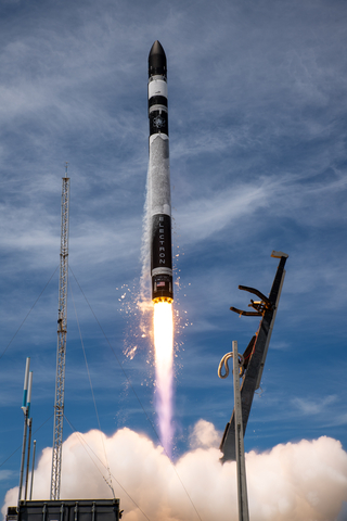 A Rocket Lab Electron rocket lift-off for BlackSky (Photo: Business Wire)