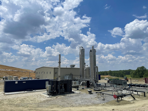 Vision RNG (VRNG) is pleased to announce that its Landfill Gas (LFG) to Renewable Natural Gas (RNG) project at Meridian Waste’s Eagle Ridge Landfill in Bowling Green, Missouri is now fully operational. The project uses 1,500 scfm of Landfill Gas (LFG) and produces 375,000 MMBtu of RNG annually, enough renewable gas to heat approximately 8,800 homes per year. (Photo: Randy Rowe, Vision RNG, Project Manager)