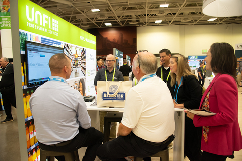 original Customers listen to presentation about services and solutions offered by UNFI Professional Services. (Photo: Business Wire)
