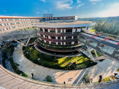 FPT Complex is the most modern building by FPT in Da Nang. (Photo: Business Wire)