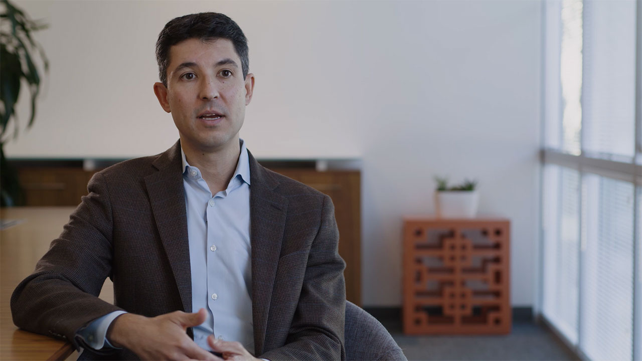 RefleXion's Chief Medical Officer, Dr. Sean Shirvani, discusses how SCINTIX™ biology-guided radiotherapy uses the tumor to guide its own treatment to achieve precision and facilitate combination treatment with other cancer therapies.