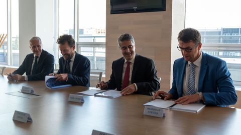 original From Left: Aziz Dag – Sr Vice President and Managing Director of Westinghouse Electric Sweden; Lukáš Maršálek - Deputy Director for Accounting, Finance and Control Department of Slovenské elektrárne; Tarik Choho - Westinghouse President of Nuclear Fuel; Branislav Strýček, Director general of Slovenske elektrárne (Photo: Business Wire)