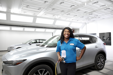 Pioneering online auto retailer ranks among America's Best Employers for Women (Photo: Business Wire)