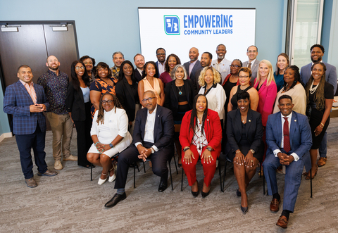 The inaugural class of 25 nonprofit leaders graduated from Fifth Third Bank's Empowering Community Leaders program. All received a Harvard Kennedy School Executive Leadership Certificate. The 25 graduates are pictured with Fifth Third's Aleta Young, Kala Gibson, Jada Grandy Mock and Katrina Lunsford, pictured from left to right, in the first row. (Photo: Business Wire)