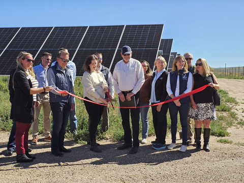 Team members from Ameresco, City of Craig, Yampa Valley Electric Association and the Colorado Department of Local Affairs celebrate innovative regional solar array at on site event. (Photo: Business Wire)