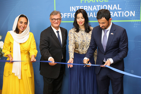 Ribbon-cutting ceremony at the opening of the new Dubai International Chamber representative office in France yesterday. From right to left: Salem Al Shamsi, Vice President of Global Markets, Dubai Chambers; H.E. Hend Al Otaiba, UAE Ambassador to France; Dr. Georges-Fabrice Blum; and Noora AlSuwaidi, Regional Director for Europe and the Americas, Dubai Chambers. (Photo: AETOSWire)