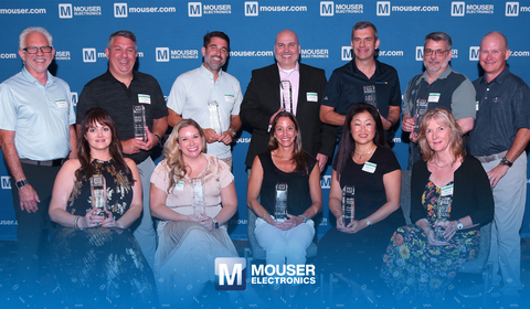 Pictured with the Best-in-Class winners are Mouser's President & CEO Glenn Smith and Senior Vice President of Products, Jeff Newell. (Photo: Business Wire)