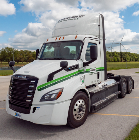 Freightliner eCascadia semi-truck at One Energy corporate headquarters in Findlay, OH. (Photo: Business Wire)