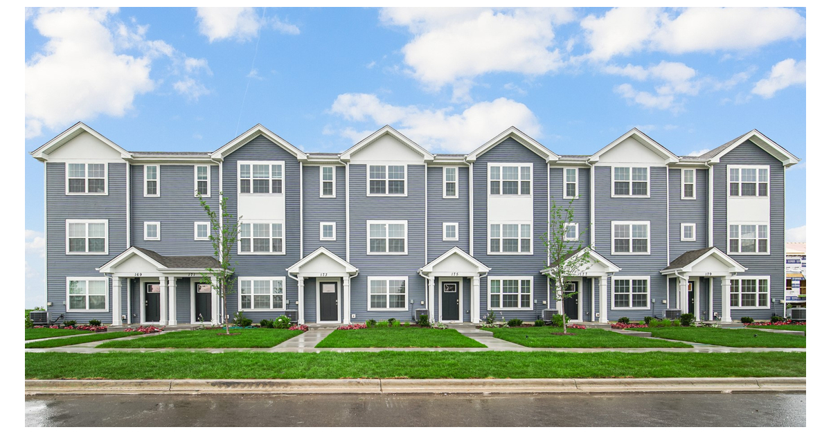 D.R. Horton Chicago Announces New Townhomes for Rent in Hampshire, IL