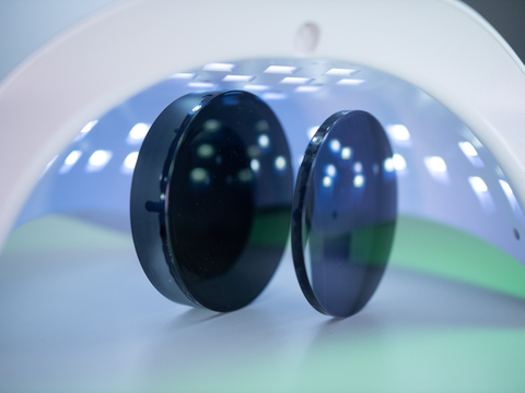 original An exclusive supplier agreement between PPG and Flō-Optics will enable the first digitally applied optical coatings and feature PPG HI-GARD® lens coatings.