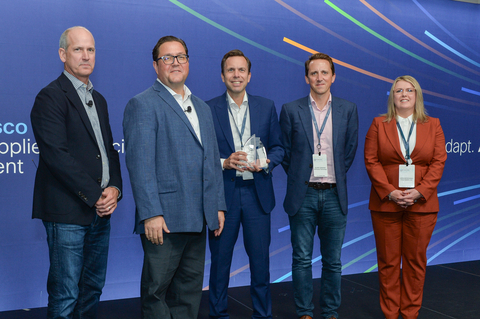 OnProcess CEO Oliver Lemanski and OnProcess SVP Strategic Business Unit Menno Dos , receiving Cisco Excellence Reward 2023. (Photo: Business Wire)