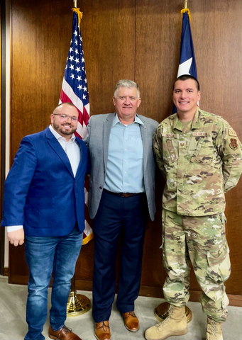 During the Port Commission meeting, Executive Director Roger Guenther congratulated and expressed appreciation to Port Houston Construction Inspector Chris Hensler, a U.S. Army Veteran, for using his medic training in response to a medical emergency at one of the terminals. Guenther also recognized the Port's Field Surveyor, Ruben Garcia, welcoming his return from a 22-month deployment with the Texas National Guard. Guenther expressed appreciation to both Hensler and Garcia for their service to our Country and State. (Photo: Business Wire)