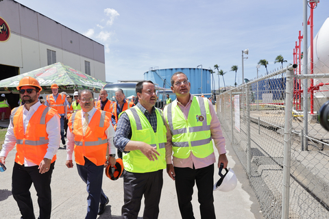 thumbnail VP of Operations for Bacardi Corporation Edwin Zayas with Puerto Rico Governor Pedro Pierluisi touring the new CHP system at the rum distillery in Puerto Rico. (Photo: Business Wire)
