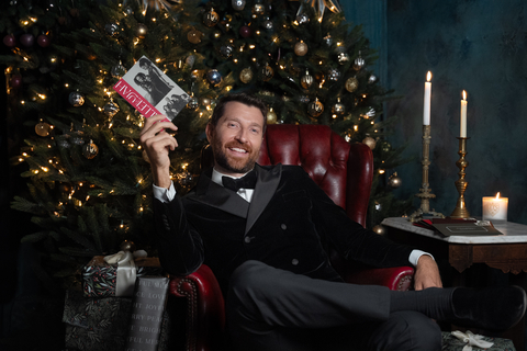 Minted, the design marketplace of independent artists, is partnering with singer-songwriter Brett Eldredge on a Holiday Collection of Cards and Gifts that benefits the Monroe Carell Jr. Children's Hospital at Vanderbilt, a cause close to the performer’s heart. (Photo: Business Wire)