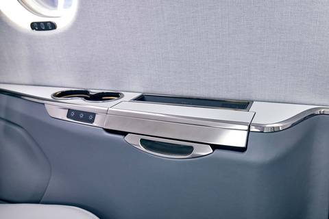 thumbnail Cessna Citation Ascend Side (Photo: Business Wire)