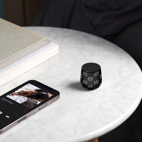 Enceinte Mino+ Crown Black de la collection Lexon x Jean-Michel Basquiat