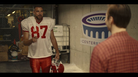 Experian Smart Money™ Digital Checking Account & Debit Card Ad Featuring Travis Kelce (Photo: Business Wire)