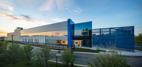 original Vantage Data Centers VA12 facility in Northern Virginia. (Photo: Business Wire)