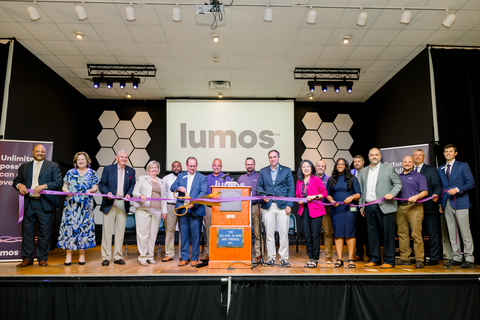 Lumos celebrates the launch of its fiber internet service in Goldsboro, North Carolina. (Photo: Business Wire)