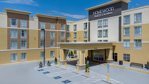 Exterior of the renovated 114-Suite Homewood Suites by Hilton Atlanta/Perimeter Center. (Photo: Business Wire)