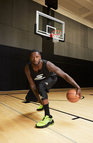 Julius Randle in Skechers Basketball: SKX FLOAT™. (Photo: Business Wire)