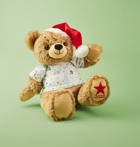 Macy's Celebrates the Holiday Season with Big Brothers Big Sisters (Photo: Business Wire)