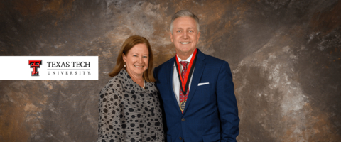 original Texas Tech University Jerry S. Rawls College of Business Dean Margaret L. Williams presents the Distinguished Alumni Award to Toshiba America Business Solutions President and Chief Executive Officer Larry White (Photo: Business Wire)