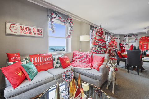 Beginning Nov. 7, Hilton and Hallmark Channel are teaming up to give travelers, fans, and viewers the chance to stay inside their favorite "Countdown to Christmas" movies with festive suites this holiday season, including the “Santa Summit” suite at Hilton Chicago. (Photo: Hilton)