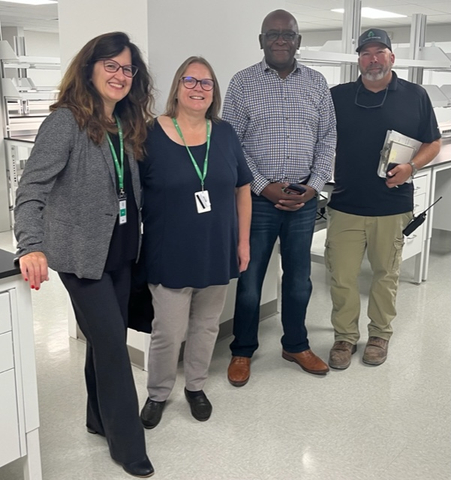 From left to right: Altasciences' Dr. Lynne Le Sauteur, Dr. Susan Ohorodnik, Ian Vanterpool, and Michael Qualls at the bioanalytical laboratory opening in Columbia, Missouri (Photo: Business Wire)