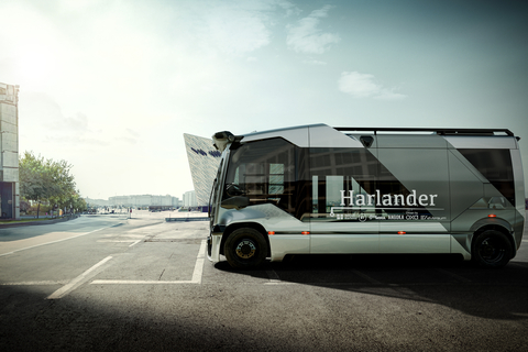 eVersum’s eShuttle, driven by Oxa. (Photo: Business Wire)