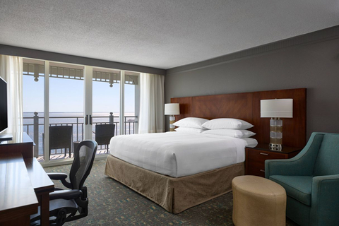 The resort is putting the finishing touches on its renovation just in time for the winter high season. The 278 guest rooms and 69 suites, including three Elite Suites and two Presidential Parlors, have been renovated. (Photo: Business Wire)