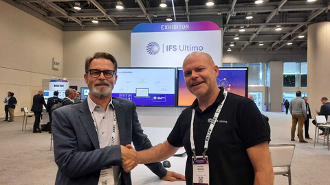 Chris Dobbrow, VP of Strategic Business Development at Augury and Patrick Beekman, Manager Technology Solutions at IFS Ultimo. (Photo: Business Wire)