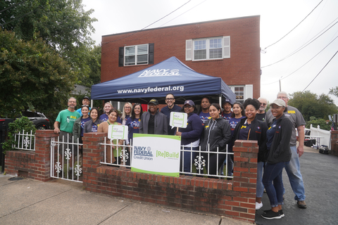 Navy Federal volunteers partner with Rebuilding Together in Arlington, VA, to support a Veteran homeowner with needed home repairs and modifications. (Photo: Business Wire)