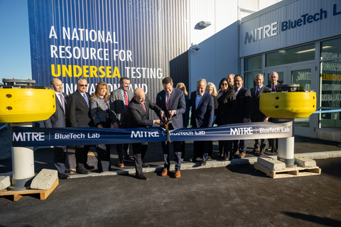 Dr. Rick Spinrad, Administrator of NOAA, and Congressman Seth Moulton cut the ceremonial ribbon to mark the opening of MITRE’s BlueTech Lab. (Photo: Business Wire)