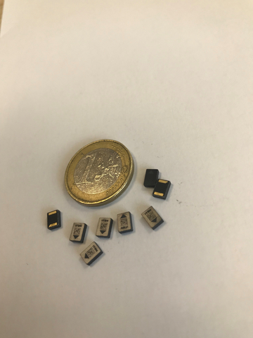 Solid-state SMD Micro-battery (Photo: I-TEN SA)