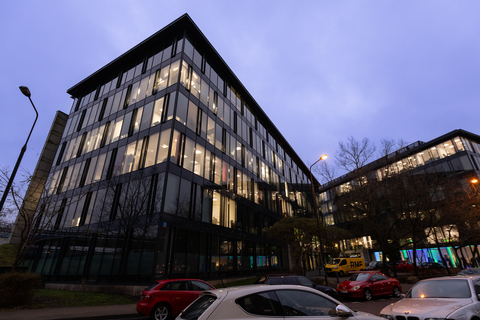 New Lineage headquarters in Warsaw (Photo: Business Wire)