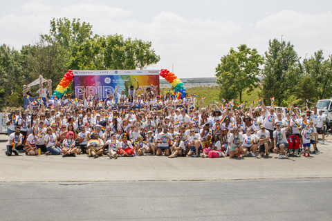 Employees at GE Appliances, a Haier company, pose for a group photo while participating in the Pride Parade in Louisville, Ky. (June 2023). (Photo: GE Appliances, a Haier company)